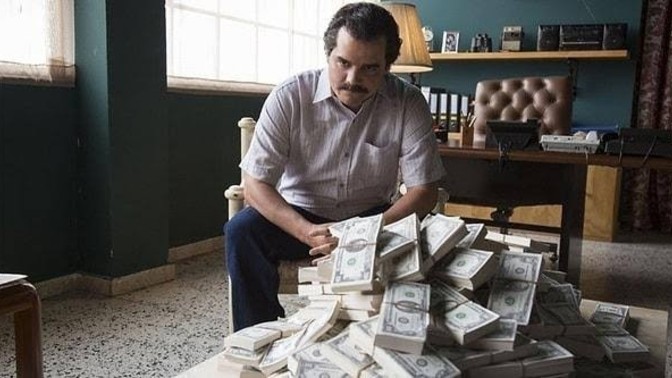 Dizi bitirdiğinizde boşluğa düşüyor musunuz?