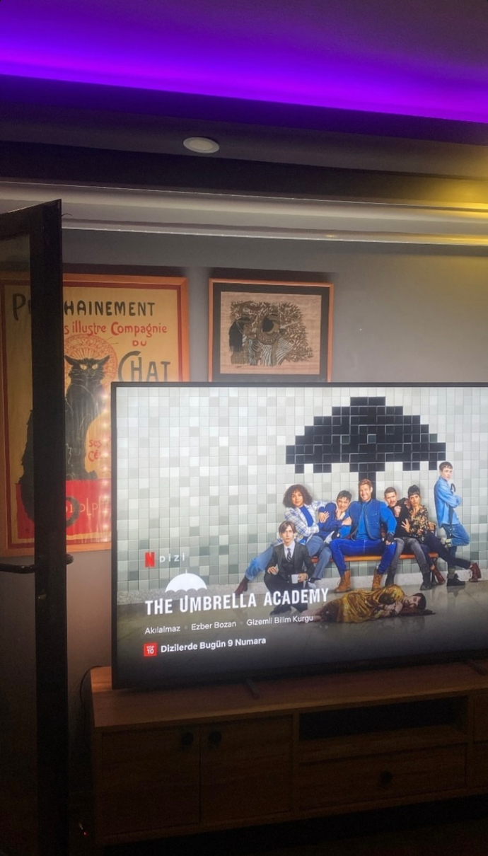 Netflix dizi film 🍿 öneriniz var mı?