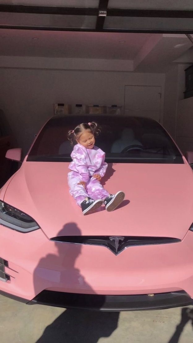 Tahminen bizimkiler bana ne zaman Tesla alır?