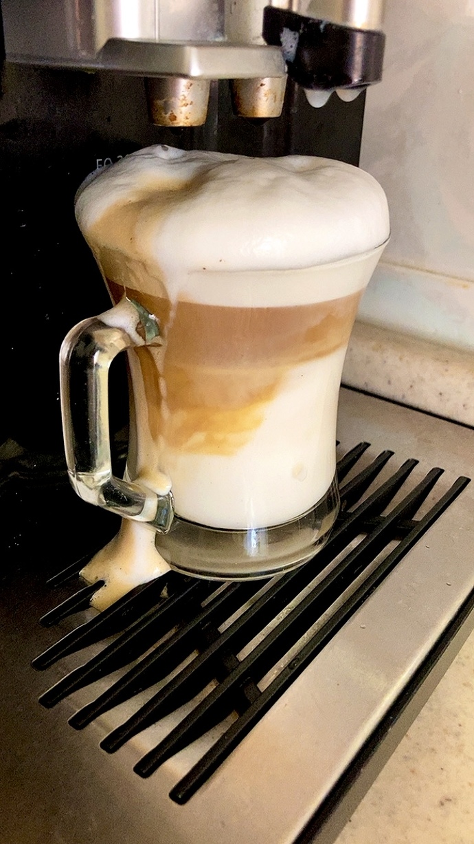 Kim köpüklü bir kahve ister ☕️?