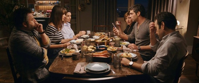 Sevgilinle 24 saat telefonları değiştirsen ilişkiniz ne yönde seyrederdi?