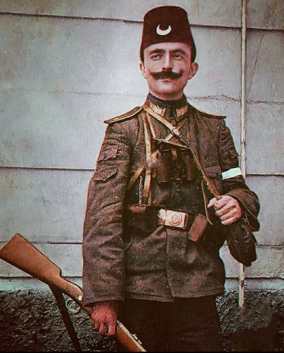 İzmir Marşı'nın orijinalinin " Kafkasya marşı" olduğunu ve kahraman Enver paşa için bestelendigini biliyormuydunuz?