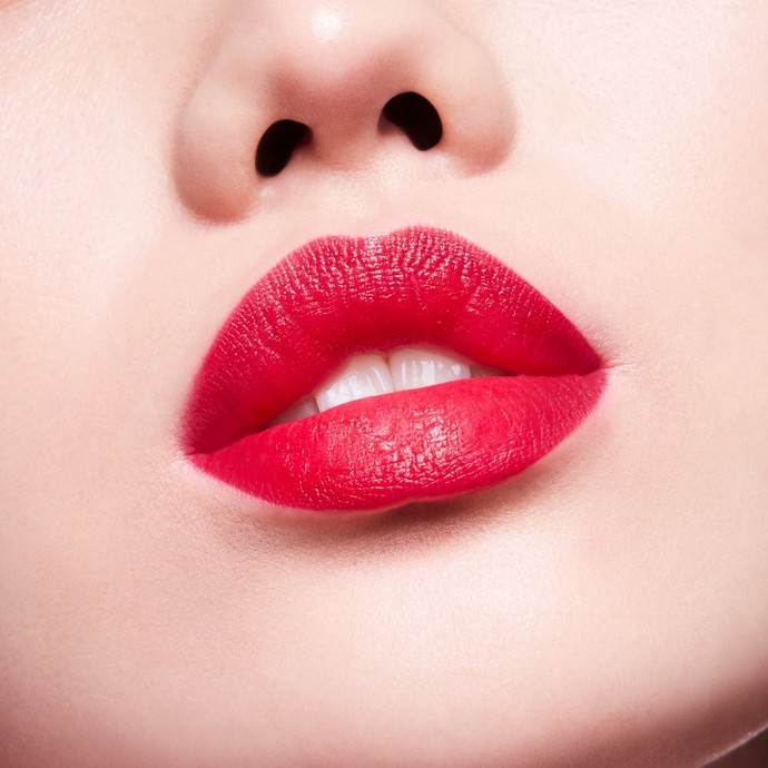 Kolay ama güzel olan bir makyaj önerirmisiniz?
