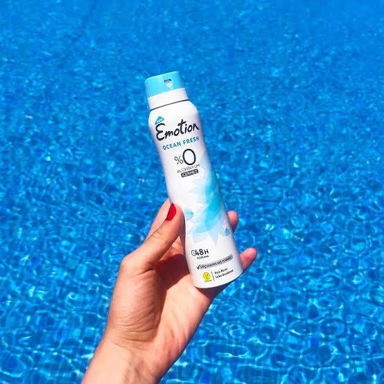 Havuza denize falan giderken yanınızda deodorant götürür müsünüz?