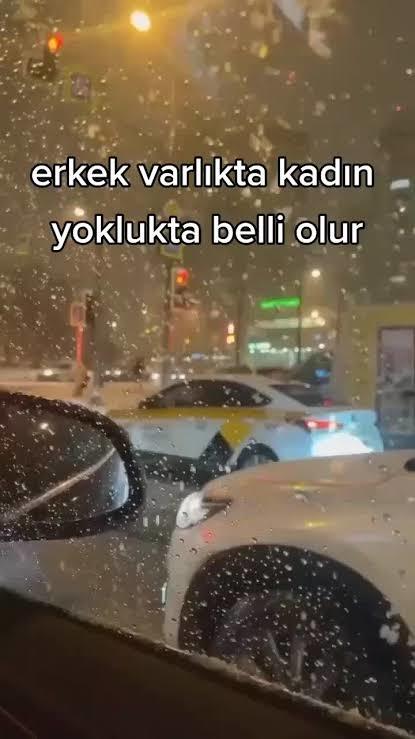 Erkeği varlıkta, kadını yoklukta tanırsın sözü ne katılıyor musunuz?