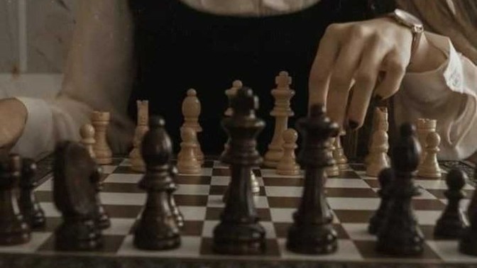Satranç oynamayı sever misin?