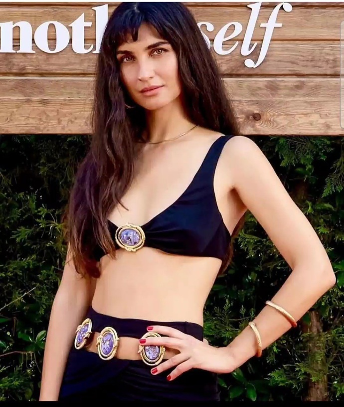 Tuba Büyüküstün sizce güzel mi?