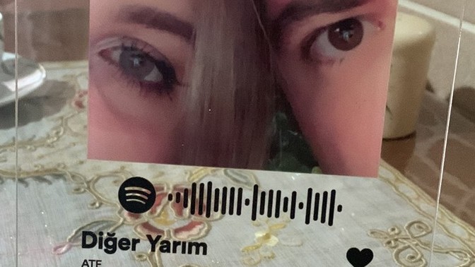 Sevgilinizden Aldığınız / Verdiğiniz En Güzel Hediye Neydi?