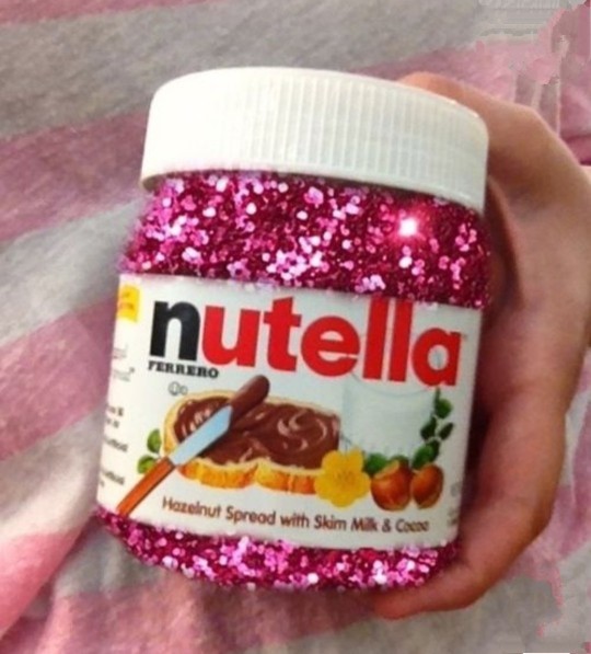 Pembe simli Nutella yediniz mi?