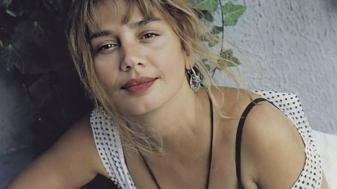 Sezen aksu hangi şarkıyı iyi ki söylemiş?