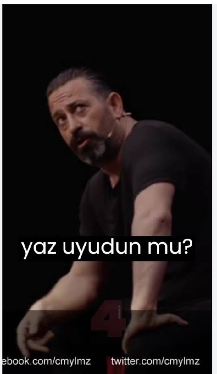 "Uyudun mu😉" diye mesaj atan flörtün niyeti bozuk olabilir mi?