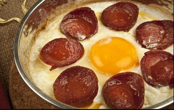 Cumartesi kahvaltısında olmazsa olmazın nedir?