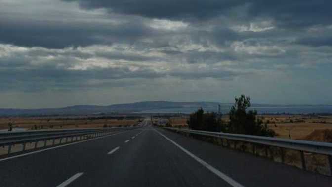 An itibariyle yüzde kaç pozitif ya da negatifsin?