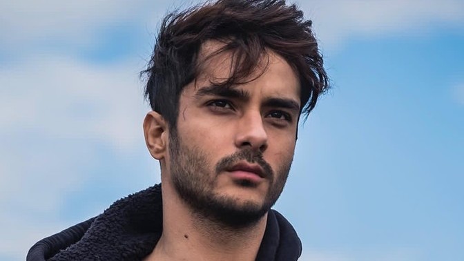 Bu adam nasıl sizce görünüş olarak?