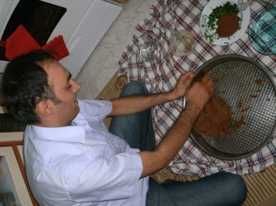Yemek yapabilen erkek hakkında düşünceleriniz nelerdir?