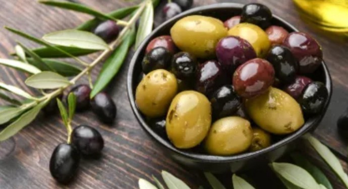 Paket zeytinler de neden zeytinyağı yok?