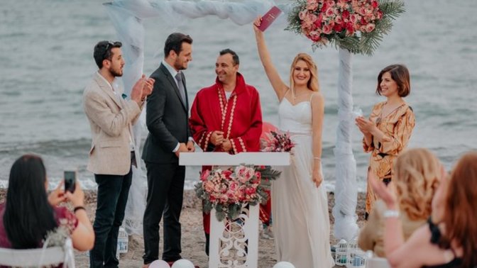 Evlenecek olsanız, düğün mü yoksa nikah mı tercihiniz olurdu?