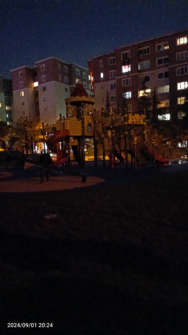 Manzaranız mı eksik, eşlik edeniniz mi?