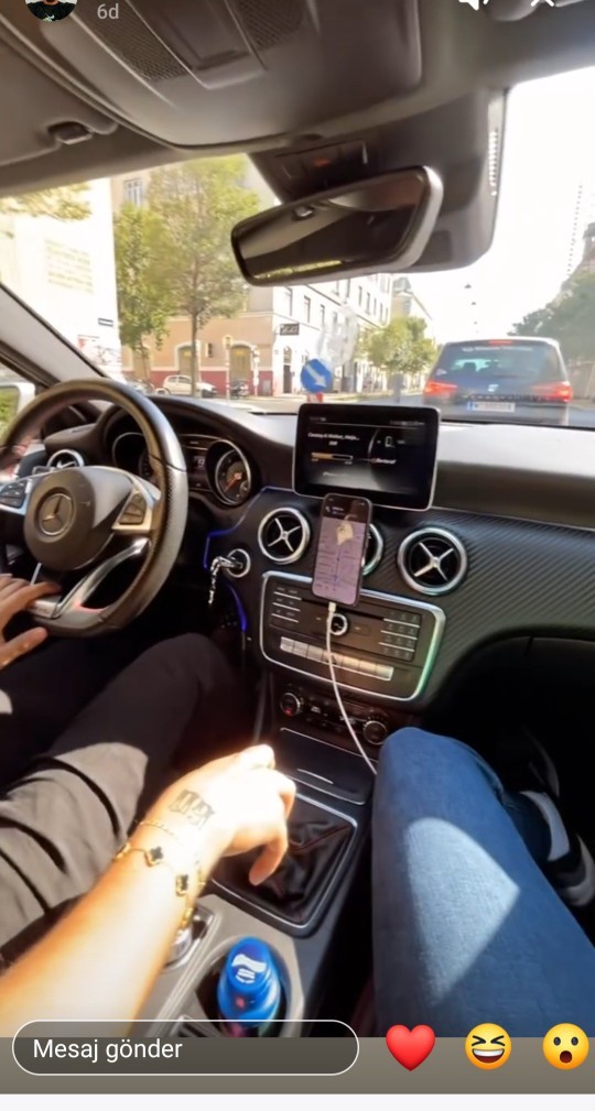 Konuştum çocuk bunu hikaye atı az önce arabayı süren kişi kız elimi erkekmii?