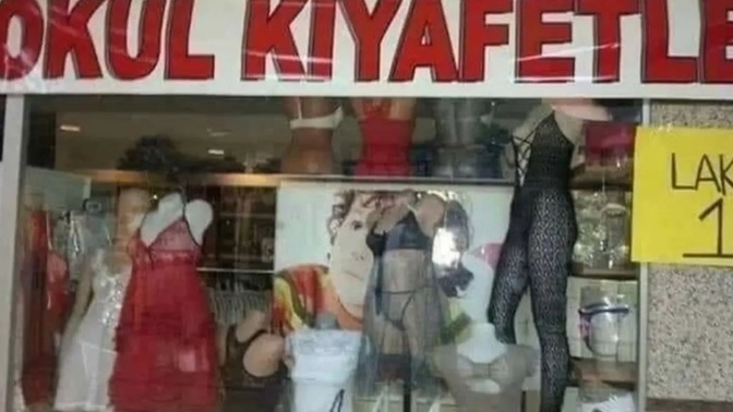 Okul müdürü okul kıyaferlerini almak için bu mağzaya yolladı bakanlığa şikayet etmelimiyim?🤭🤭🤭?