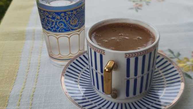 Kahvesiz güne başlar mısın?