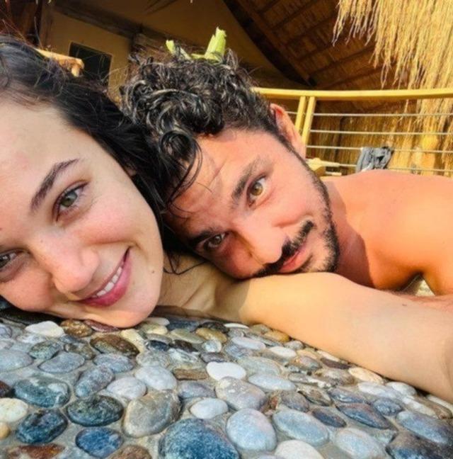 Pınar Deniz ve Kaan Yıldırım bebek haberi düğünü getirdi! Evlenmeden normal mi?