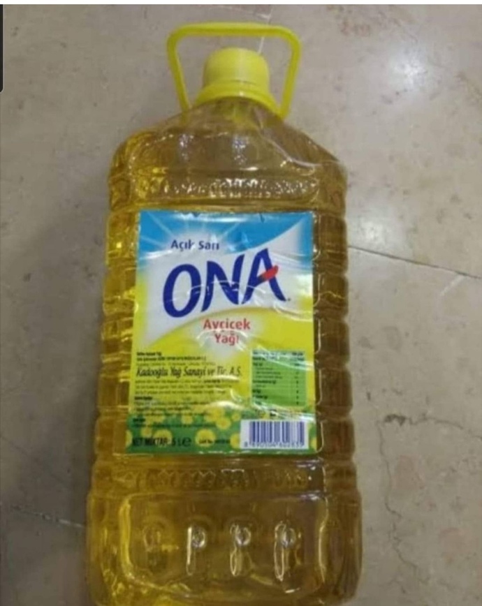 Hava atmak gibi olmasın ama 5 litre yağ aldım 2 maaşımı vererek🤭🤭🤭bi afiyet olsun alır mıyız?