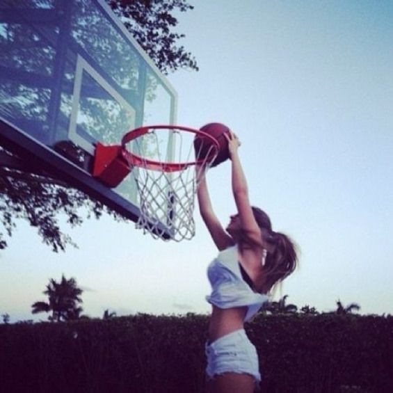 Basketbolda top çalmak mı daha zevkli, basket sayısını çoğaltmak mı 😃😃?