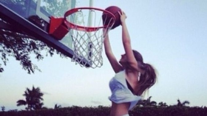 Basketbolda top çalmak mı daha zevkli, basket sayısını çoğaltmak mı 😃😃?