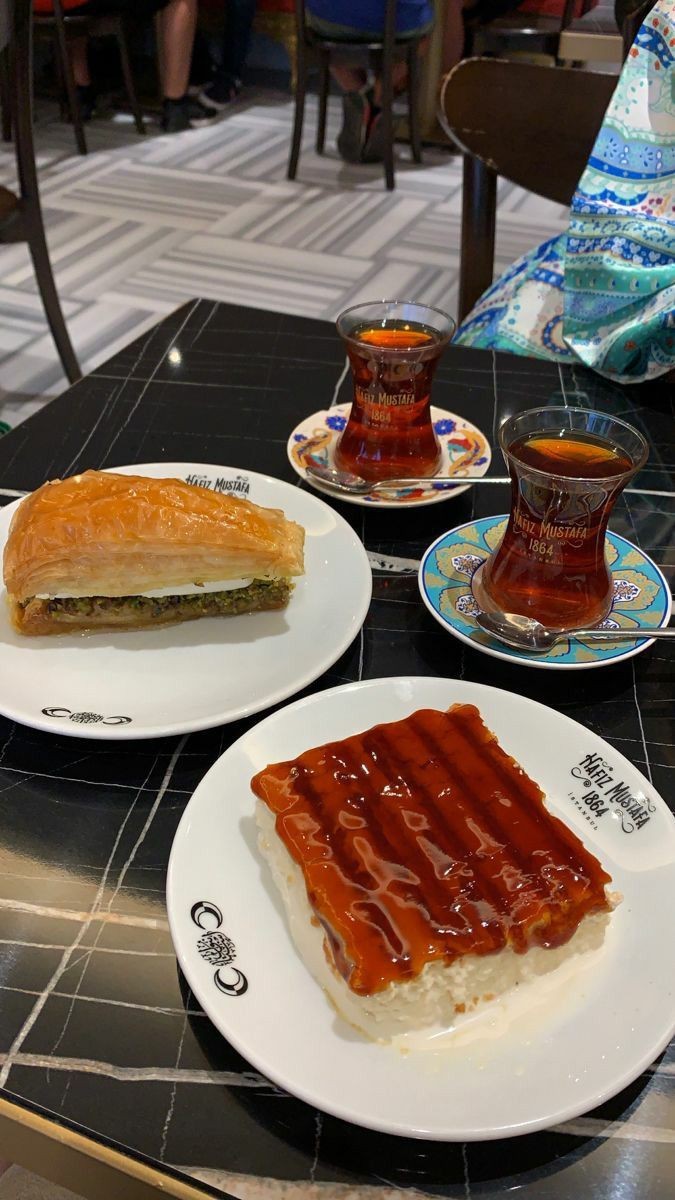 Tatlı yanında çay içer misiniz?