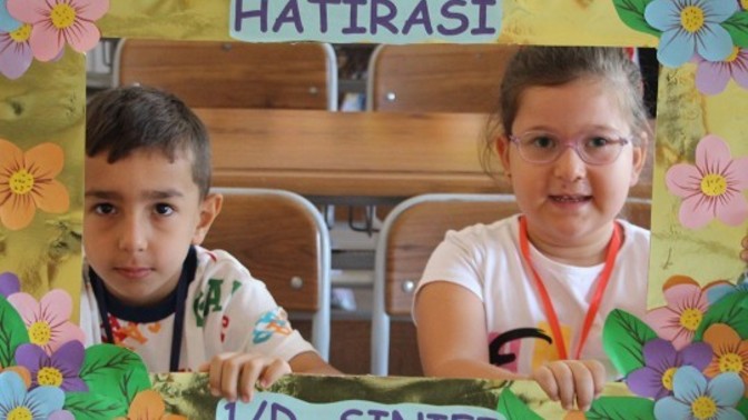 Okullarda uyum dersi başladı 🔔 Okulun ilk günü sen nasıl hissetmiştin?