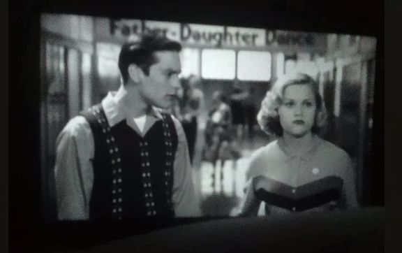 Pleasantville (Yaşamın Renkleri)
