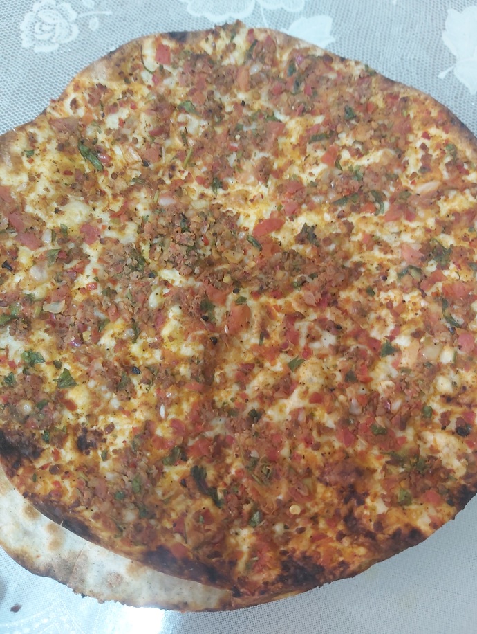 Bir oturuşta kaç tane lahmacun yiyebiliyorsunuz?