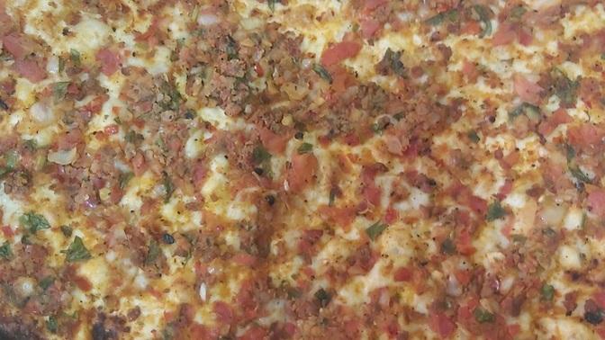 Bir oturuşta kaç tane lahmacun yiyebiliyorsunuz?