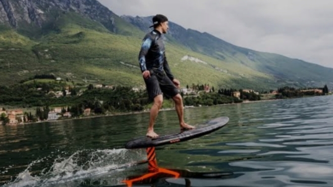 Sörf sporunda elektrikli sörf dener misiniz, klasik sörf mü tercih edersiniz?