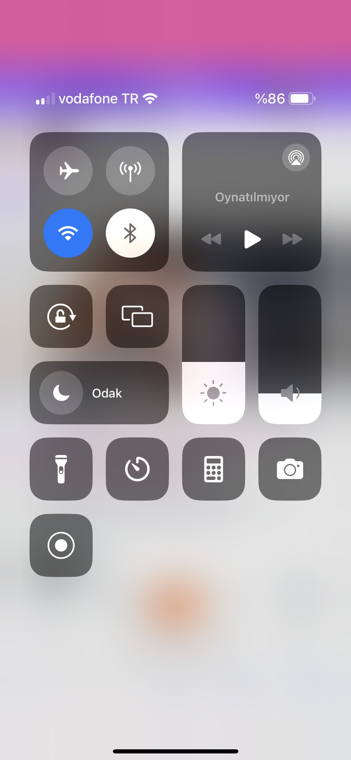 Telefon ekran parlaklığınızı hangi seviyede kullanırsınız?
