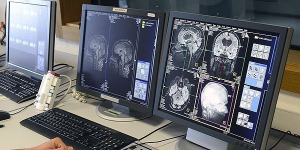24 yaşında tıp okunur mu radyolog olmak istiyorum?
