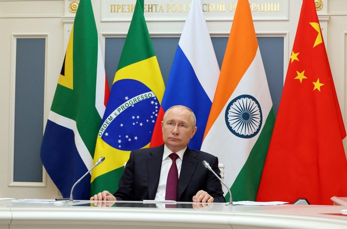 Türkiyenin resmi olarak BRICS ülkelerine katılım için başvuru yaptığı açıklandı? Sizce ekonomiyi nasıl etkiler?