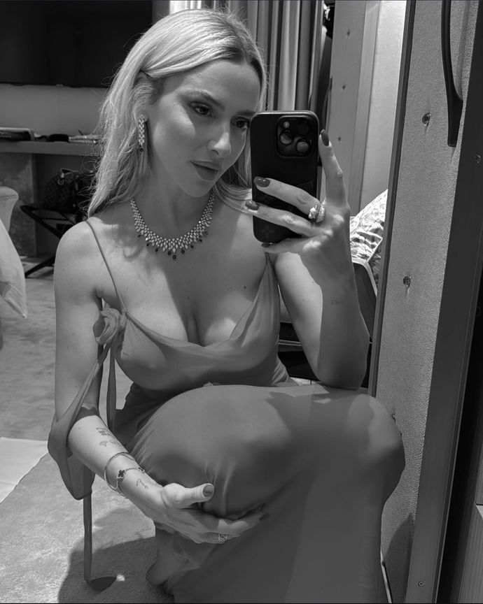 Hadise yine göz kamaştırmıyormu sizce?