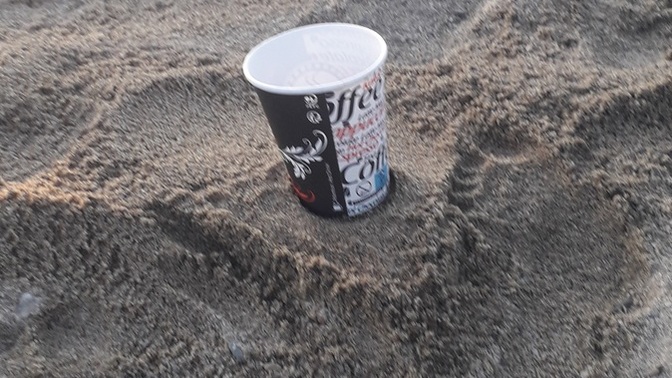 Bardağım içi gibi kalbiniz dolu mu yoksa boş mu?