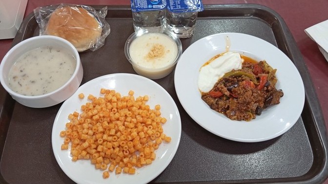30 TL'lik üniversite yemek menüsü nasıl?