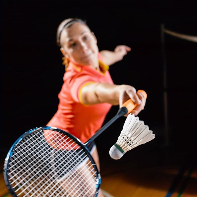 Tüytop/badminton oynayan insanlara çevrenizde hiç rastladınız mı, sizce tenis kadar yaygın bir spor mu?