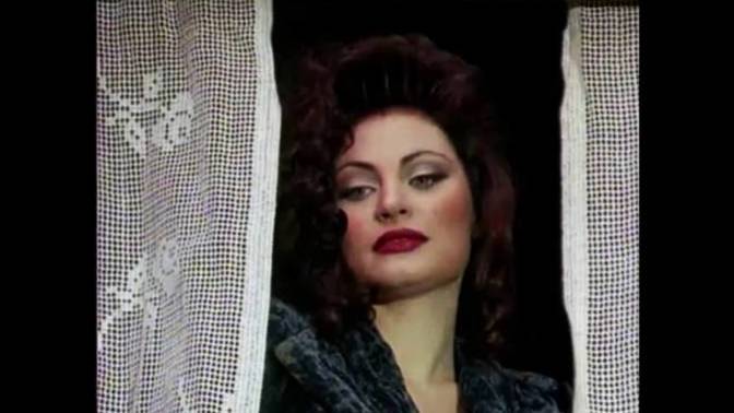 Hovarda biriyle aşk yaşar mısın?