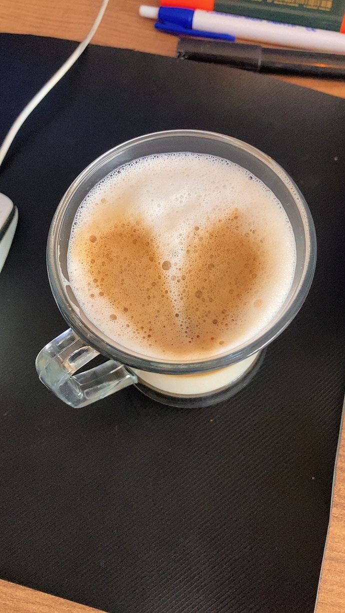 Son zamanlarda içtiğim kahvelerde sürekli kalp ♥️ beliriyor. Bu ne anlama geliyor 🤔?