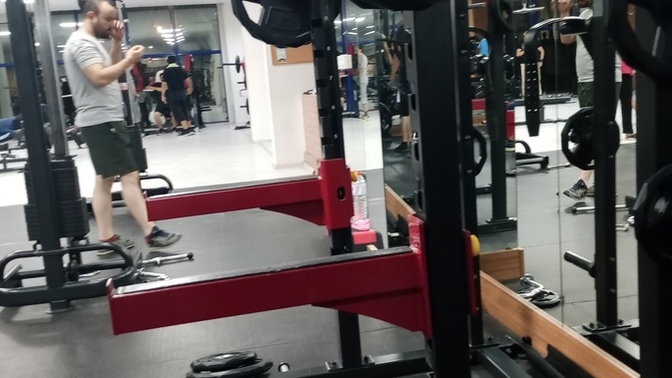 Kızlar, Kizlar squat yaparmisiniz?