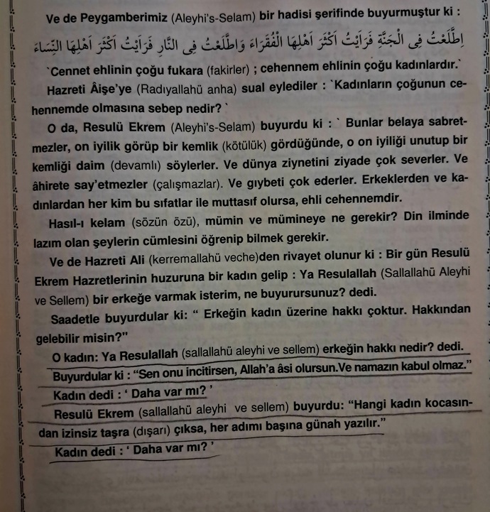 Çok eski defterler ya da kitaplarınız duruyor mu hala?