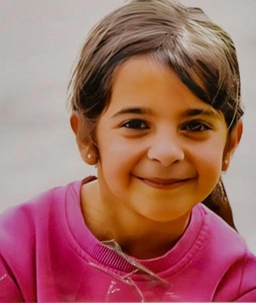 Diyarbakırda aranan minik Narinin maalesef cansız bedenine ulaşıldı. Sizce başına ne gelmiş olabilir?