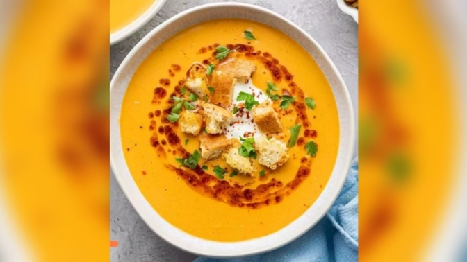 Mercimek çorbasını evde yaparken hangi malzemeyi mutlaka katıyorsunuz?