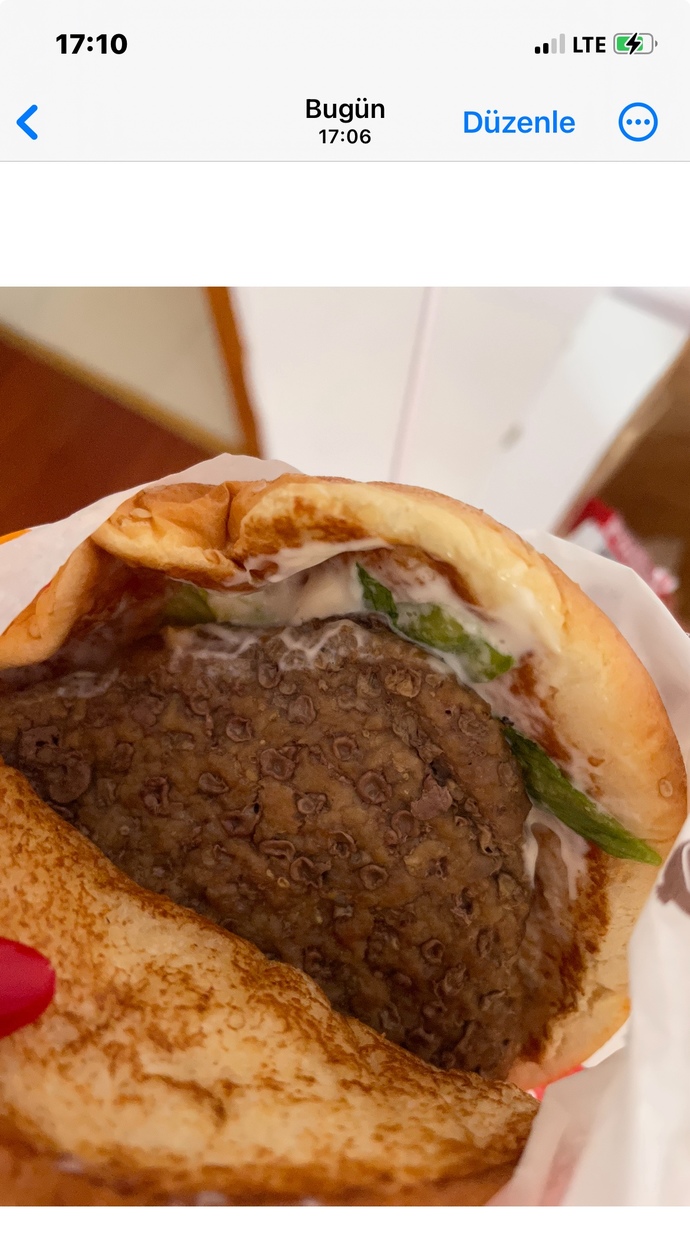 Burger King etin üstündeki şeyler ne?