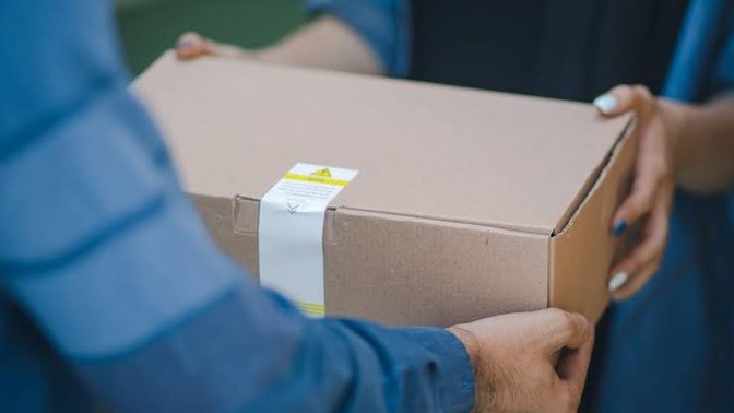 Şu an kapına bir paket geldi diyelim. İçinden ne çıkmasını dilerdin?